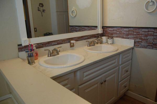 1990 CHAMPION Mobile Home For Sale