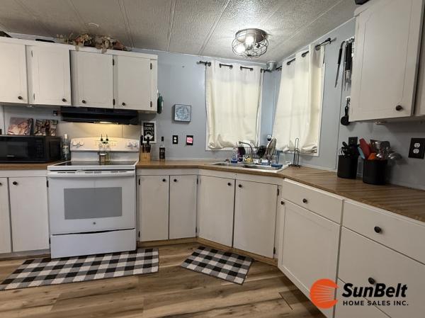 1983 PALM Mobile Home For Sale