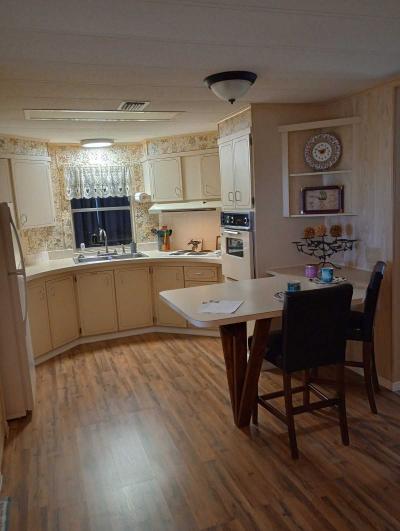 Photo 5 of 28 of home located at 7097 Easy St Ocala, FL 34472