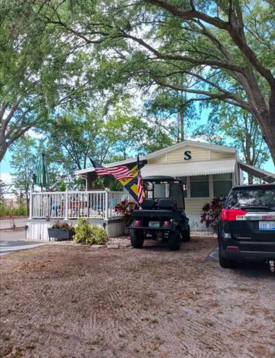 Mobile Home at 4630 Mcintosh Road, Lot J14 Dover, FL 33527