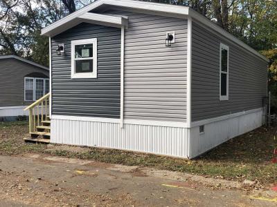 Photo 5 of 7 of home located at 301 Mantle Ave #10Emb Jackson, MI 49202