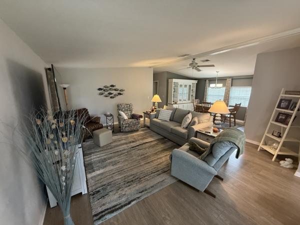 1987 PALM HS Manufactured Home