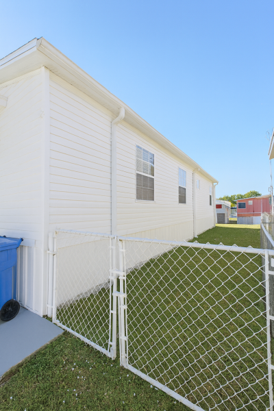 Photo 2 of 33 of home located at 9810 Oaks St Tampa, FL 33635