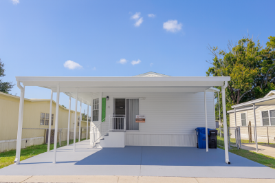 Photo 1 of 33 of home located at 9810 Oaks St Tampa, FL 33635