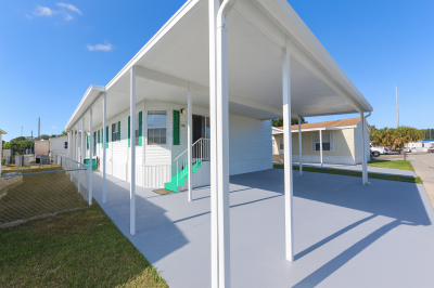 Photo 1 of 33 of home located at 9810 Oaks St Tampa, FL 33635