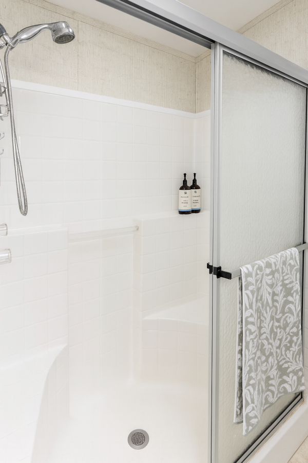 2006 LFST Mobile Home For Sale