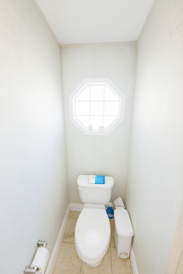 2006 LFST Mobile Home For Sale