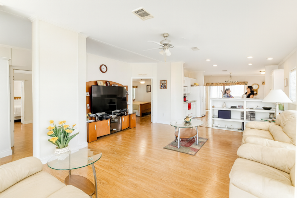 2006 LFST Mobile Home For Sale