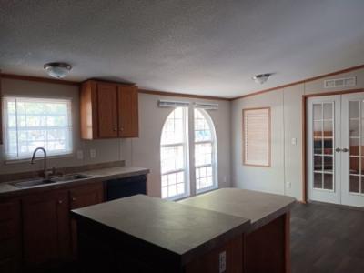 Photo 3 of 16 of home located at 1021 Nash Rd Ridgeville, SC 29472