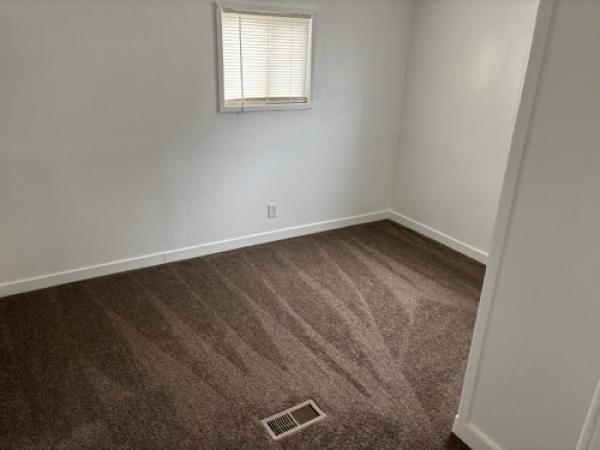 1970 147 Manufactured Home