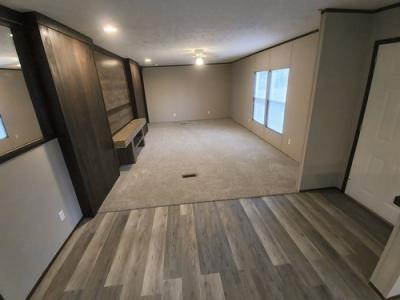 Photo 5 of 11 of home located at 168 Johnston Subdivision Benton, KY 42025