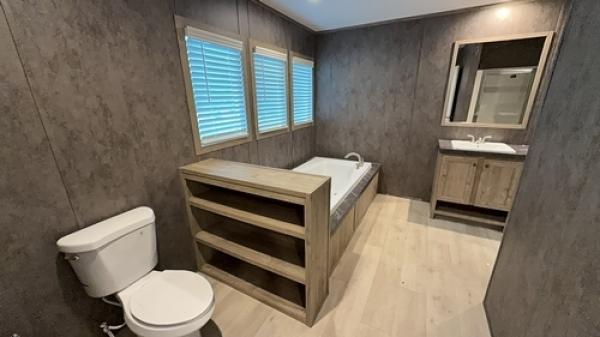 2023 BLUEBONNET 38CLB28643AH23 Mobile Home For Sale