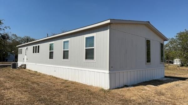 2023 BLUEBONNET 38CLB28643AH23 Mobile Home For Sale
