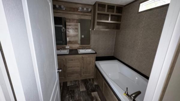 2020 THE ANNIV Mobile Home For Sale