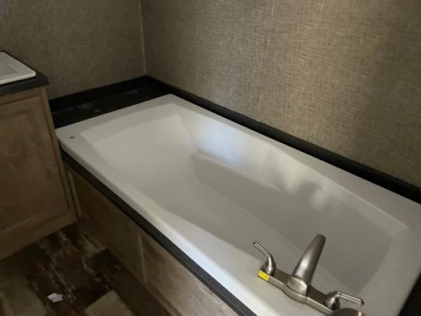 2020 THE ANNIV Mobile Home For Sale