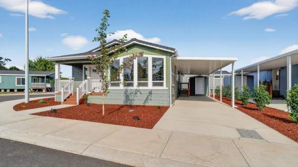 2025 Palm Harbor Manufactured Home