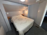 1980 Skyline Manufactured Home