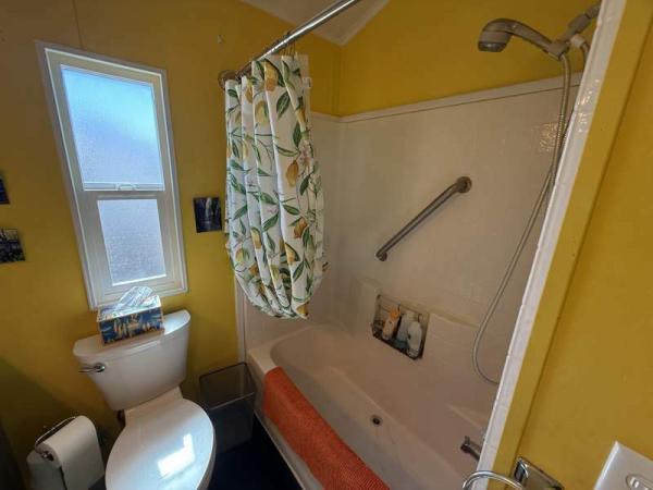 1998 OakP Mobile Home For Sale