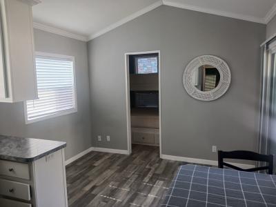 Photo 3 of 6 of home located at 1 Lakeland, FL 33805