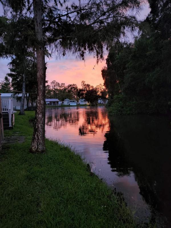 1990 SEBR Mobile Home For Sale