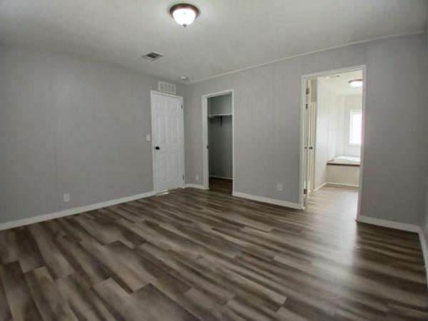 2016 LIOH Mobile Home For Sale