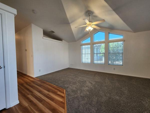 2003 CAVCO Mobile Home