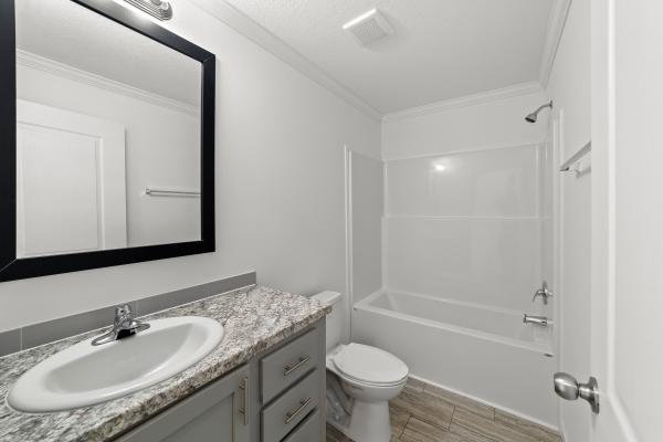 2025 Champion SIG4482D Mobile Home