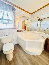 2004 Sweethart Homes HH11244INA1 Mobile Home