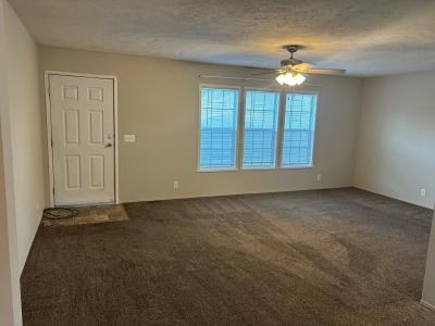 Photo 2 of 7 of home located at 9927 Julie Drive Site #123 Ypsilanti, MI 48197