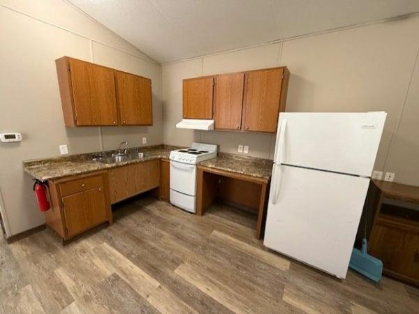 2006  Mobile Home For Sale
