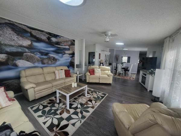 Photo 1 of 2 of home located at 11637 Jureane Dr #31S Orlando, FL 32836