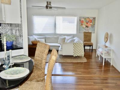 Photo 4 of 20 of home located at 438 Cobia Avenue Venice, FL 34285