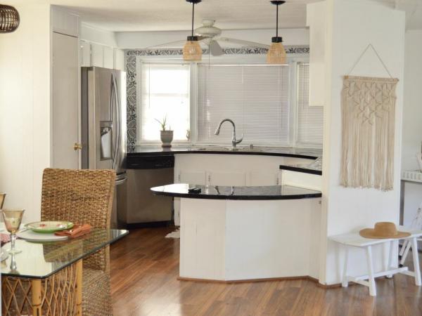 1980 SCHU Mobile Home