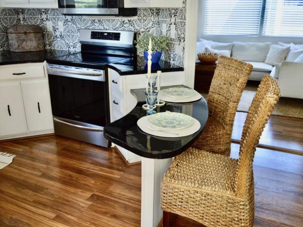 1980 SCHU Mobile Home