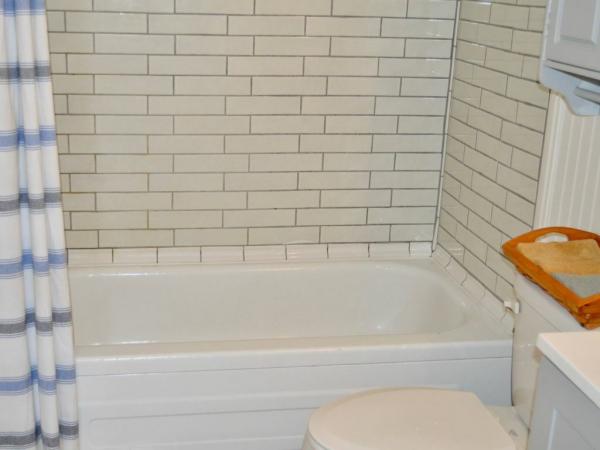 1980 SCHU Mobile Home