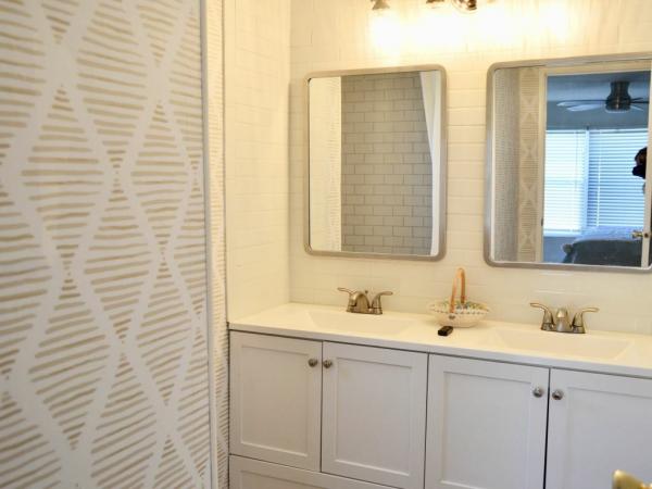 1980 SCHU Mobile Home