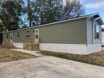 Mobile Home at 3100 Old Colony Rd Warsaw, IN 46580