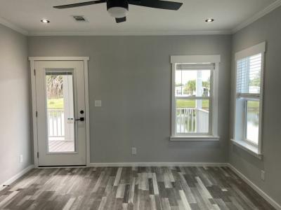 Photo 6 of 16 of home located at 1405 82nd Avenue, Site #264 Vero Beach, FL 32966