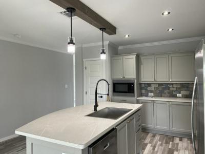 Photo 5 of 19 of home located at 1405 82nd Avenue, Site #264 Vero Beach, FL 32966