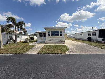 Photo 2 of 16 of home located at 603 63rd Ave W #T8 Bradenton, FL 34207