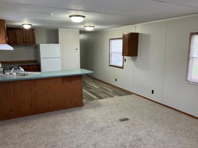 Photo 3 of 9 of home located at 12948 S Us Route 31 Trlr #49 Kokomo, IN 46901