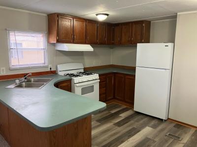 Photo 4 of 9 of home located at 12948 S Us Route 31 Trlr #49 Kokomo, IN 46901