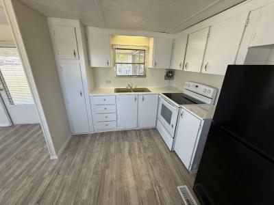 Photo 4 of 13 of home located at 603 63rd Ave W #C2 Bradenton, FL 34207