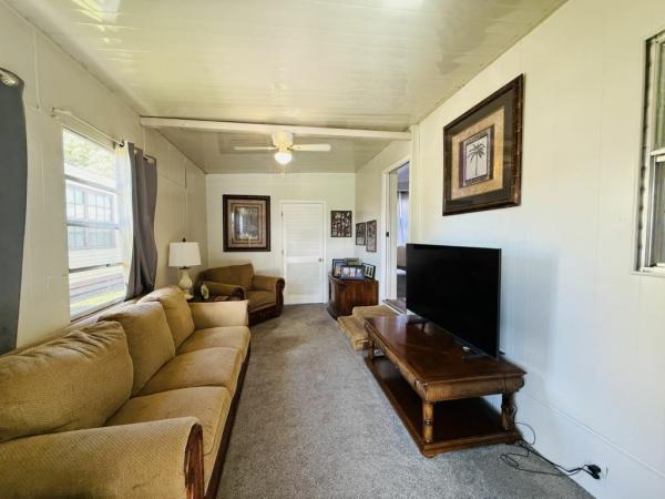 1985 COUN Mobile Home For Sale