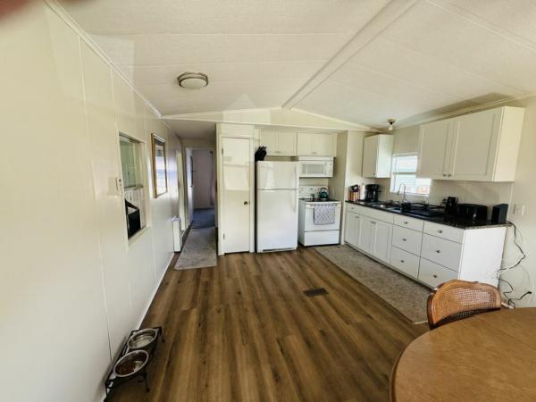 1985 COUN Mobile Home For Sale