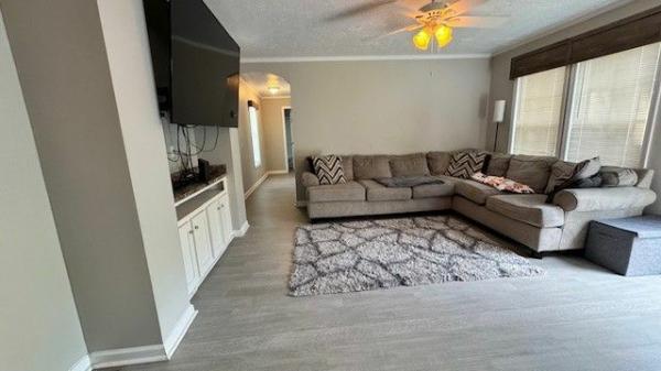 2018 CMH MANUFACTURING INC Mobile Home For Sale