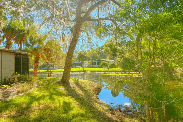 1975 HILL 0261396J Mobile Home