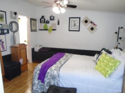 Photo 5 of 7 of home located at 4437 Brookhaven Place Kentwood, MI 49512