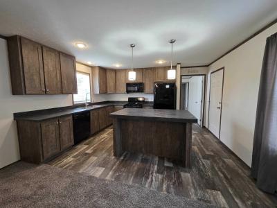 Photo 5 of 26 of home located at 3648 Chestnut Street #903 Clarkston, MI 48348