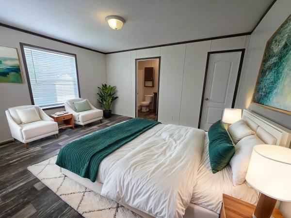 2020 Clayton - Wakarusa Mobile Home